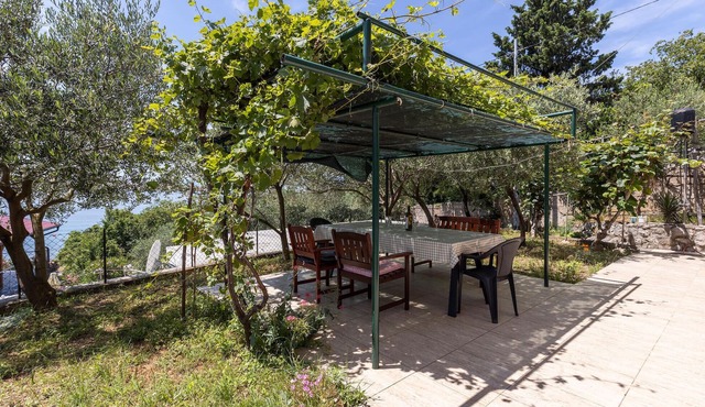1 bedroom gorgeous apartment in Omisalj