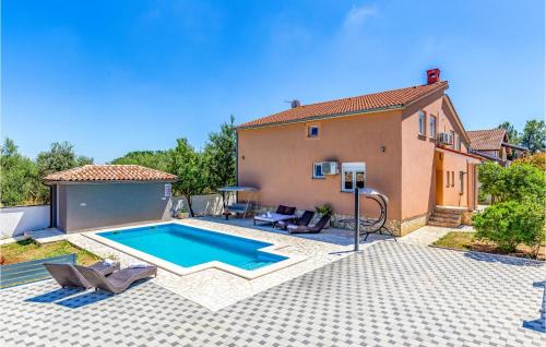 1 Bedroom Lovely Apartment In Pula in Pula
