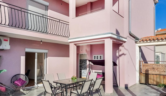 1 bedroom lovely home in Labin