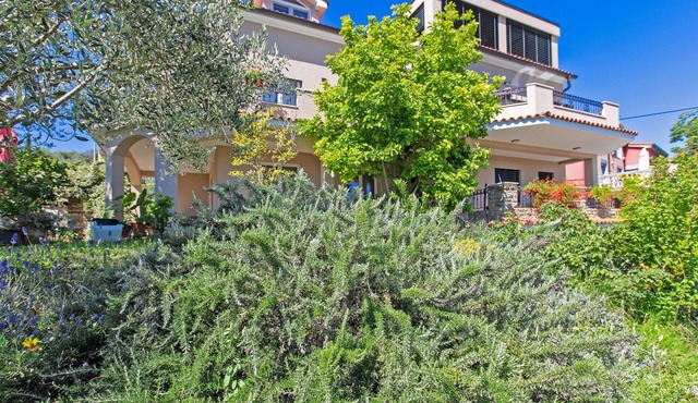 1 bedroom stunning apartment in Secovlje