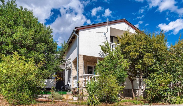 1 bedroom stunning home in Maslenica in Maslenica