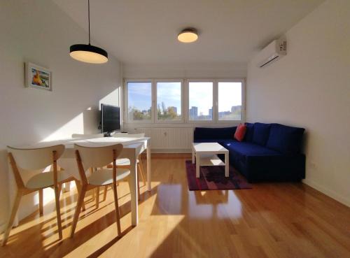 2 Bedroom Apartment Lili in Zagreb