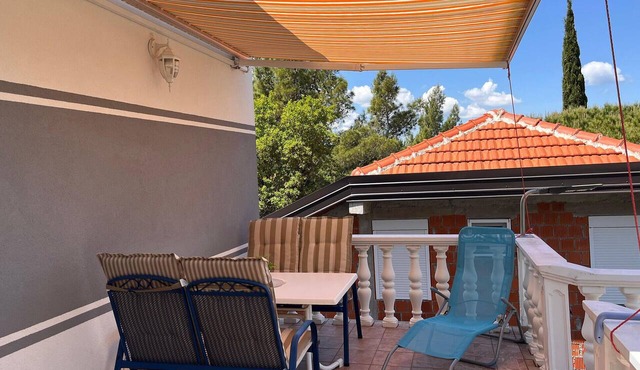 2 bedroom cozy apartment in Gornji Karin in Gornji Karin