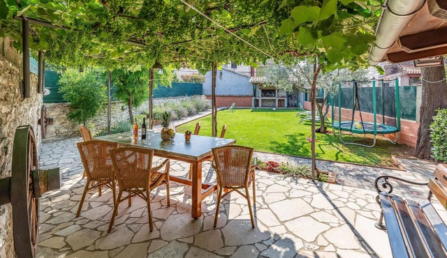 2 bedroom cozy home in Kavran