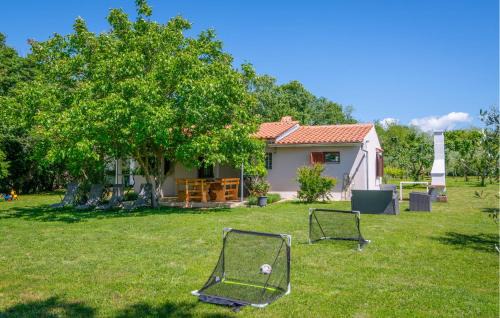 2 Bedroom Gorgeous Home In Krnica in Krnica
