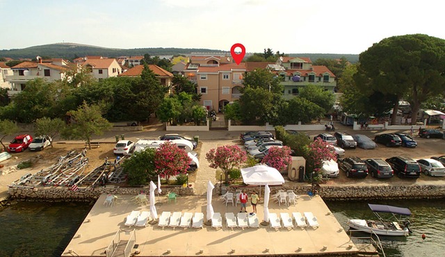 2 bedroom nice apartment in Turanj in Turanj