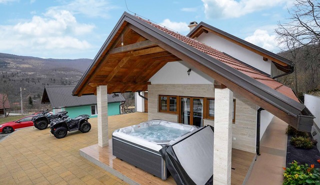 2 bedroom stunning home in Krasno