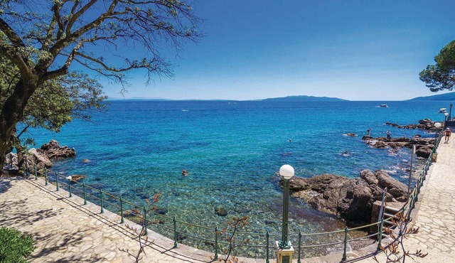 4 bedroom accommodation in Bregi in Bregi