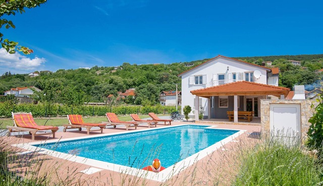 6 bedroom cozy home in Prolozac in Prolozac