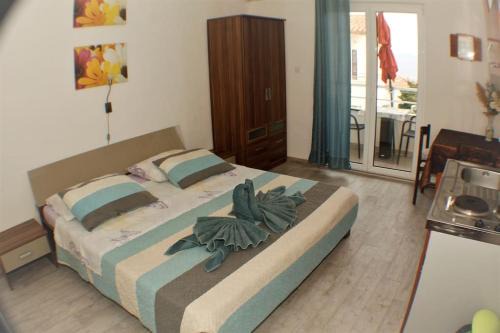 A1 tončev apartman in Igrane
