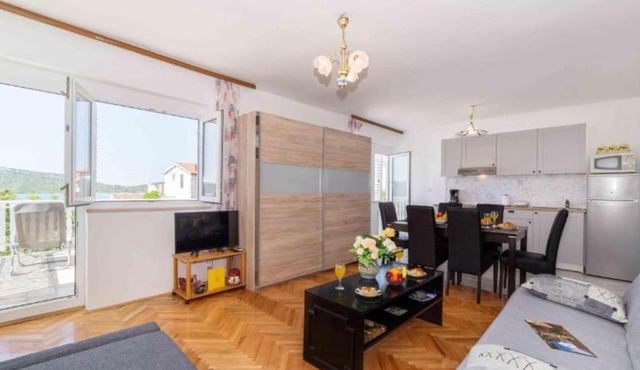 Adriatic Heart Luxury Apartments - Six bedroom apartment with Sea view House in Pirovac