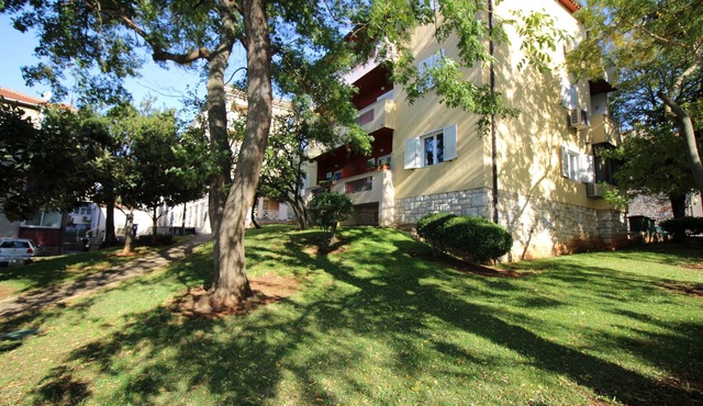 Agata Apartment with a Sea View and Close to the Beach in Porec