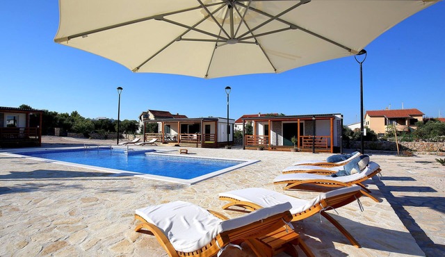 Amazing home in Murter with WiFi