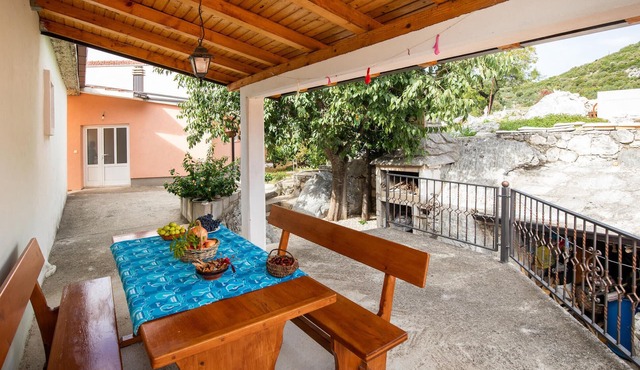 Amazing home in Peracko Blato in Peracko Blato