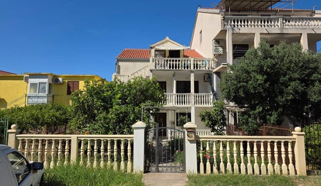 Antica Private Apartment Komiza