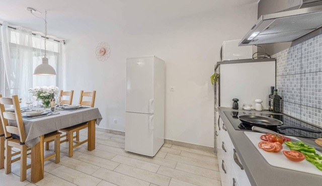 Ap. RUBIX - top location, 5min walk to beach