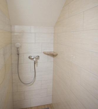 APARTMAJI HUBI