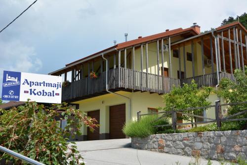Apartmaji Kobal