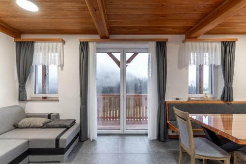 Apartmaji Peternelj in Železniki