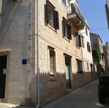Apartman Dina in Komiža