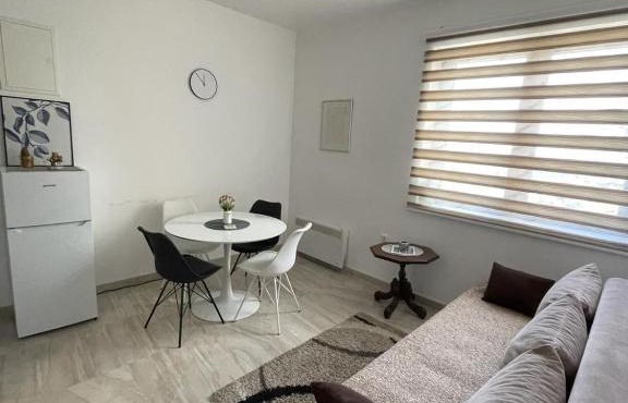 Apartman Gakić 1 in Brdo