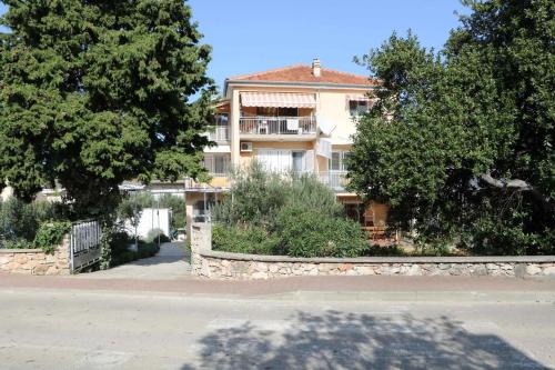 Apartmani Rameša in Murter