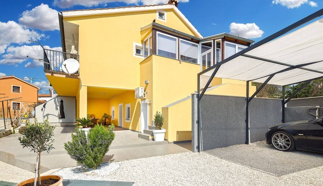 Apartment 1411/13210 (Istria - Loborika), 8000m from the beach in Loborika