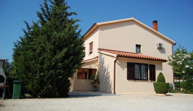 Apartment 3M
