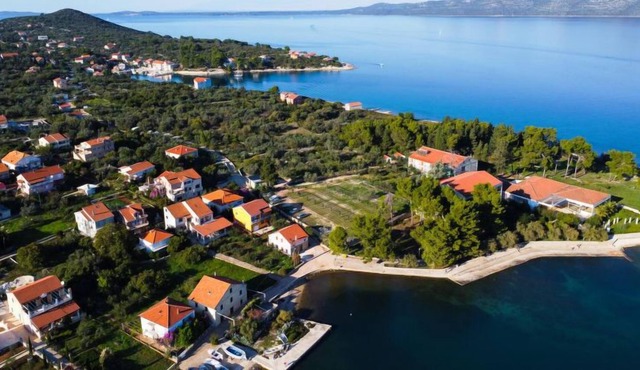 Apartment Captain's Villa in Iž/Iž Veli - 7 persons, 3 bedrooms in Iž/Iž Veli