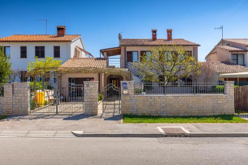 Apartment Christina in Pula