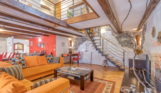 Apartment Gal - Wine & Prosciutto, Dutovlje, Slovenia