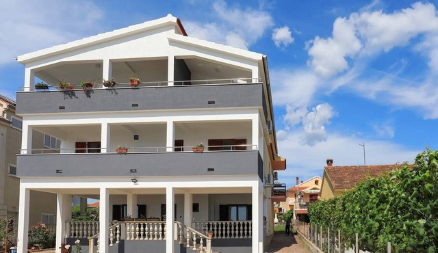 Apartment in Bibinje with Seaview, Balcony, Air condition, WIFI (5193-5)