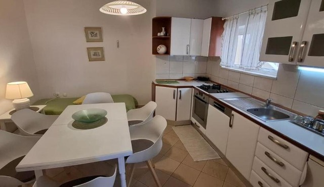Apartment in Bol with terrace, air conditioning, WiFi, washing machine 3634-4 in Bol