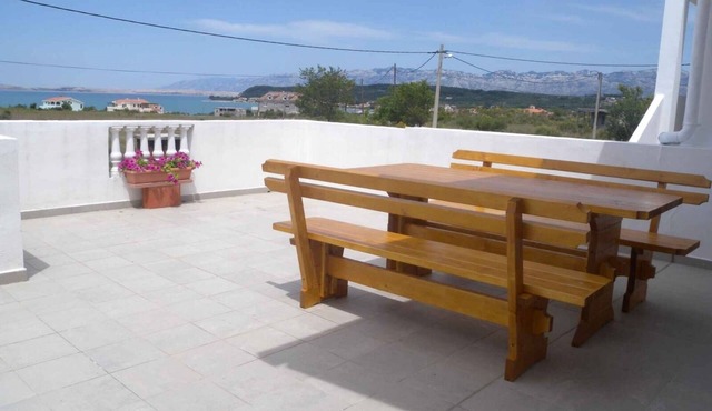 Apartment in Ljubač with Seaview, Balcony, Air condition, WIFI (809-2)