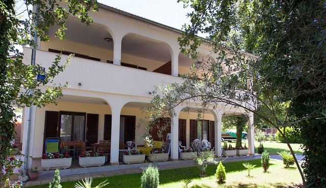 Apartment in Vantacici near the Sea in Vantačići
