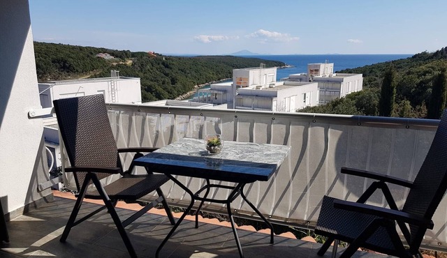 Apartment Jolly Duga Uvala in Šegotici