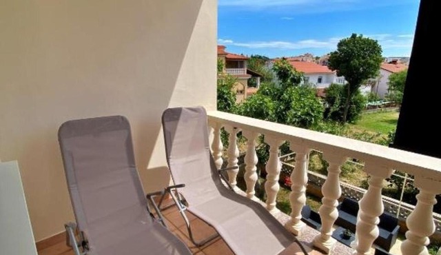 Apartment Jozephine 2 by Villas Guide in Pula