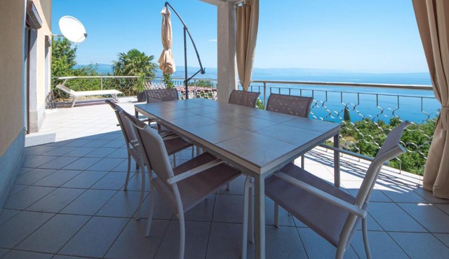 Apartment La Mer-2 by Interhome in Lovran