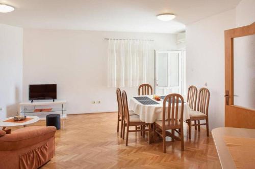 Apartment Matilda in Makarska