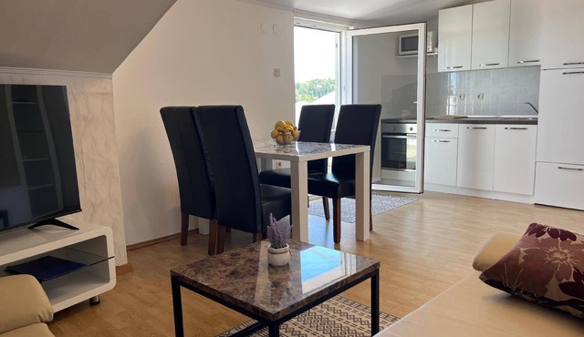 Apartment Meri 5