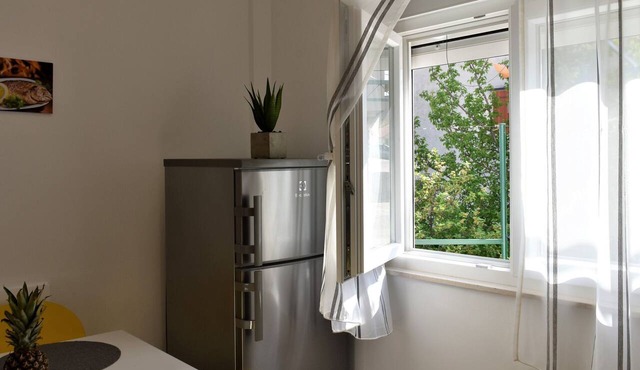 Apartment Meryl (ST) - Two Bedroom Apartment with Sea View in Mravince