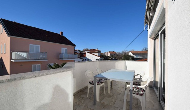 Apartment Mikec 2 with two bedrooms in Vantačići