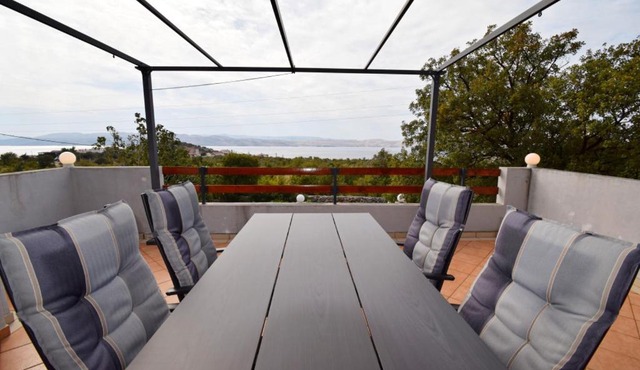 Apartment Paola 2 by Villas Guide in Cesarica