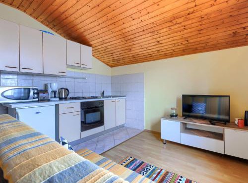 Apartment Ruža 1 by Interhome in Pula