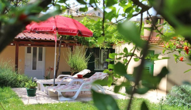 Apartment Taja, cijela kuća i vrt samo za vas in Split