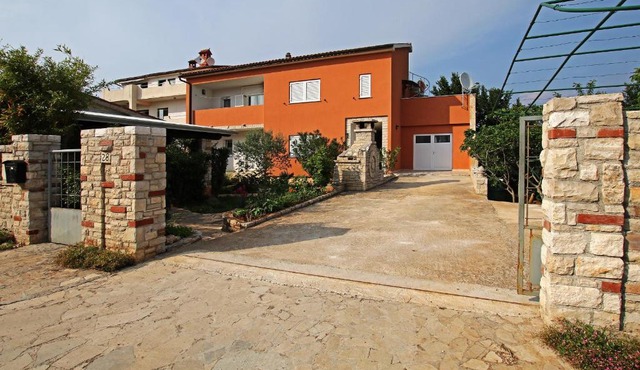 Apartment Valmas in Pula