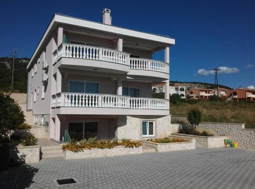 Apartments Čirjak in Sveti Petar