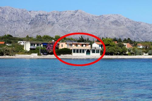 Apartments and rooms by the sea Sucuraj, Hvar - 4029 in Sućuraj