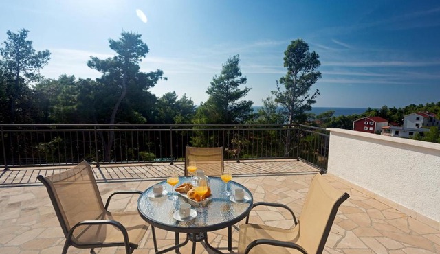 Apartments Balić in Ivan Dolac