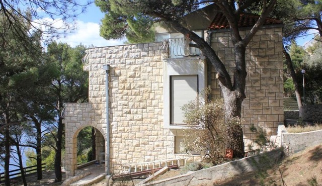 Apartments by the sea Marusici, Omis - 957 in Mimice